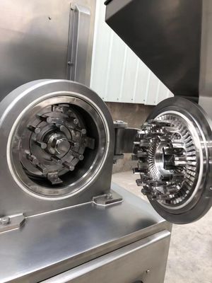 Gewürz-Zerkleinerungsmaschinen-Maschine Chili Powder Grinding Machines 100kg/H- 300kg/H